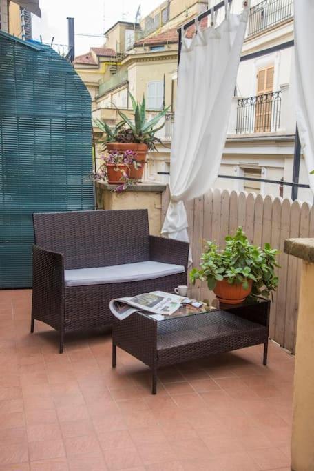 Trevi Domus Avignonesi Apartment Rome Exterior photo